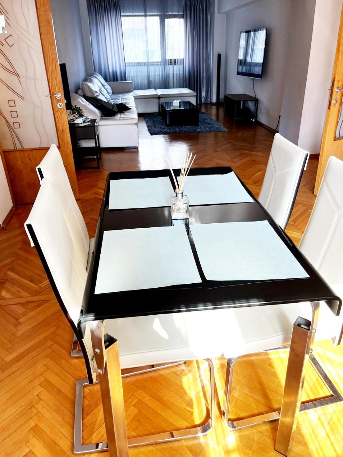Romana 100 Sqm Deluxe Apartament Bucareste Exterior foto