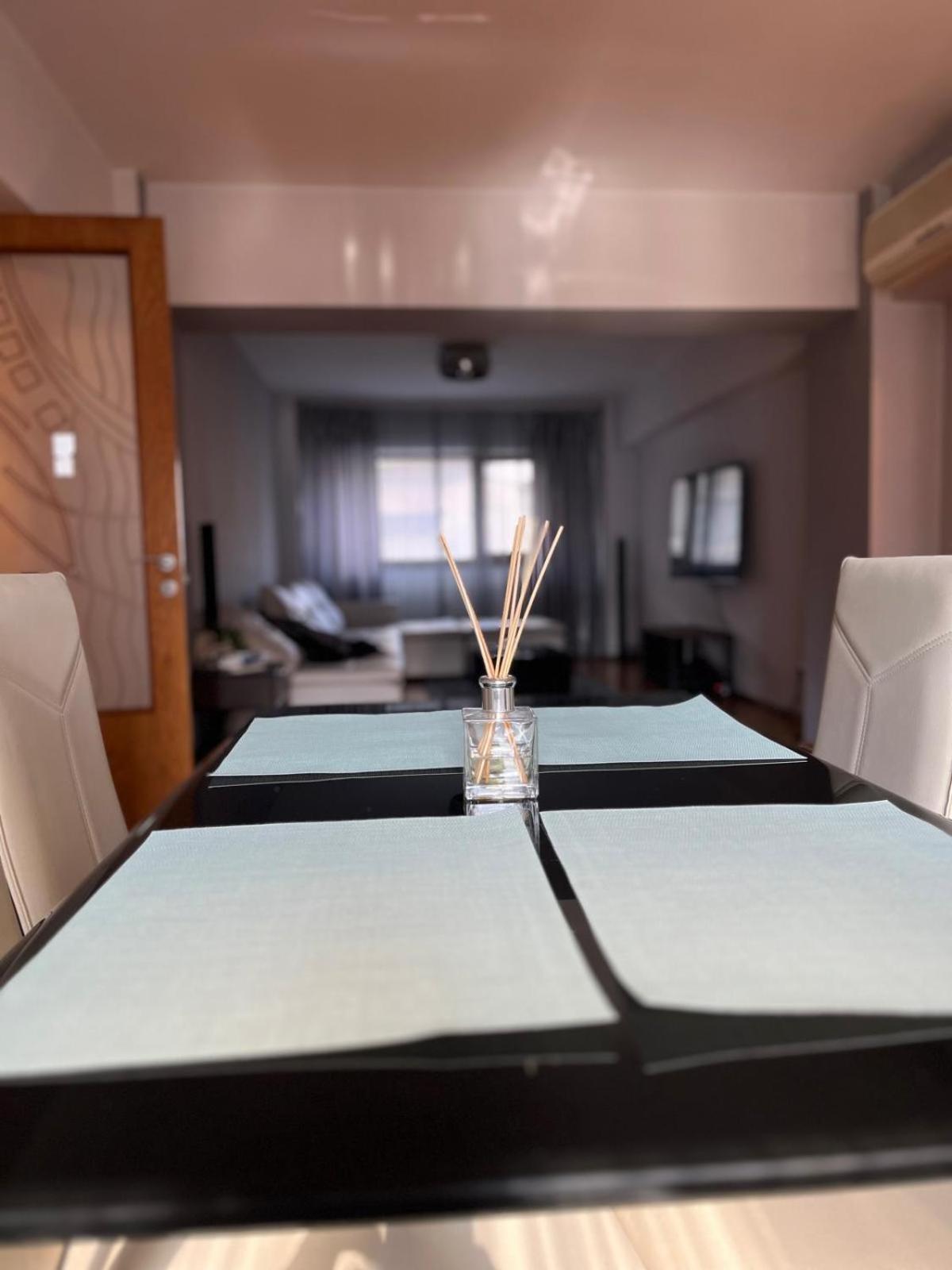 Romana 100 Sqm Deluxe Apartament Bucareste Exterior foto